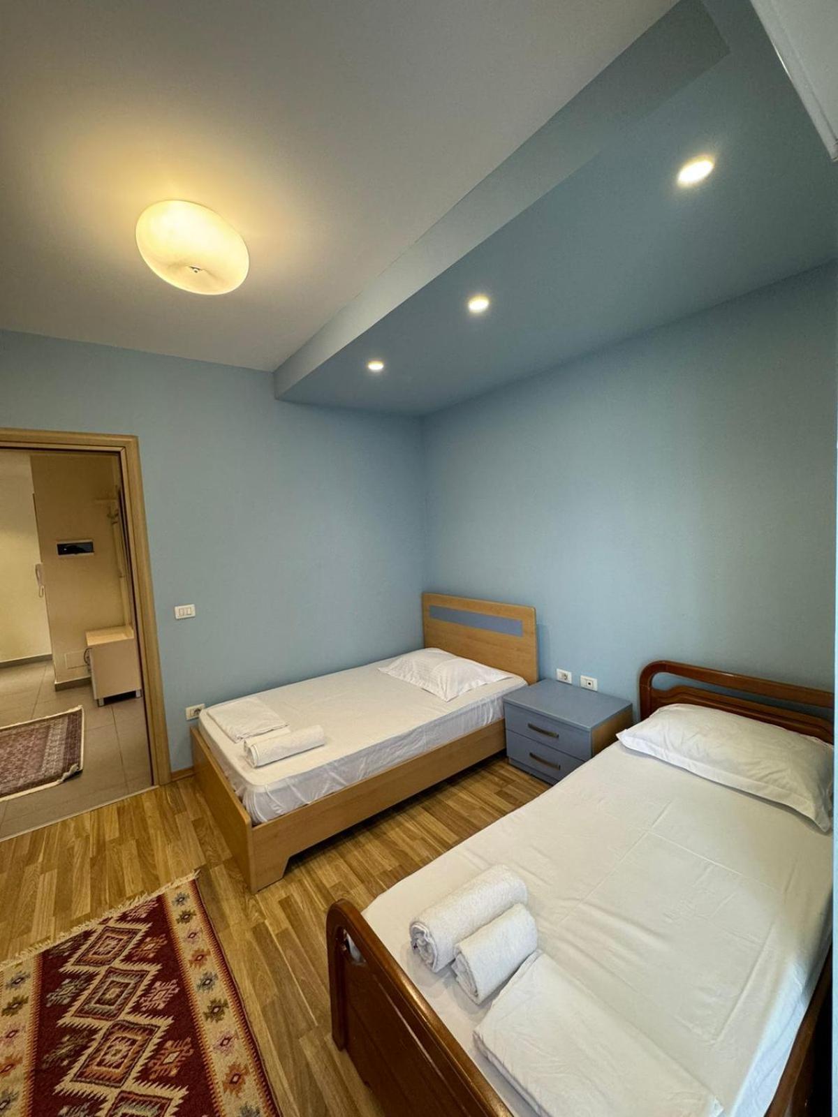 Diem Apartment Near Pazari I Ri Tiranë Ngoại thất bức ảnh