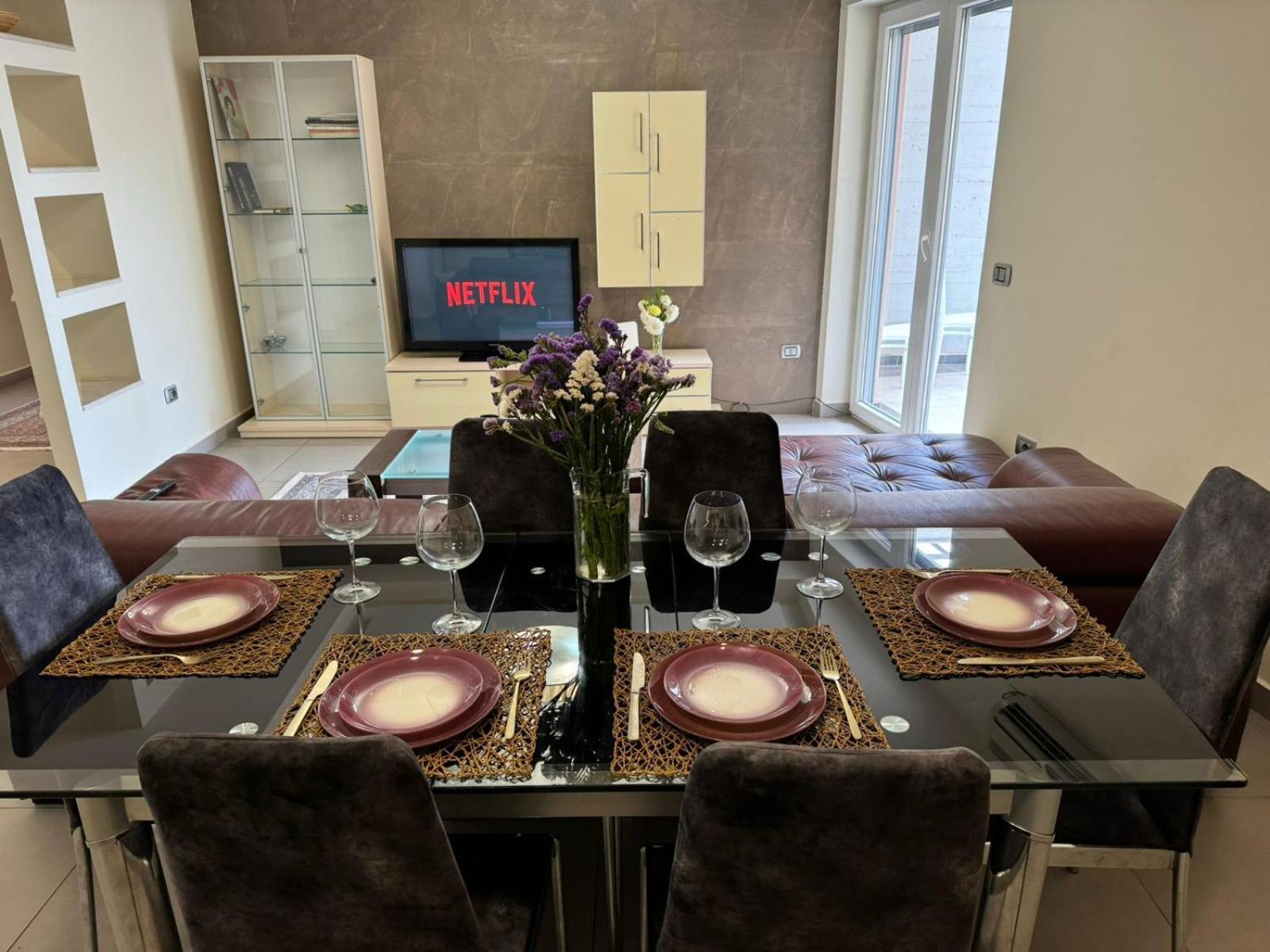 Diem Apartment Near Pazari I Ri Tiranë Ngoại thất bức ảnh
