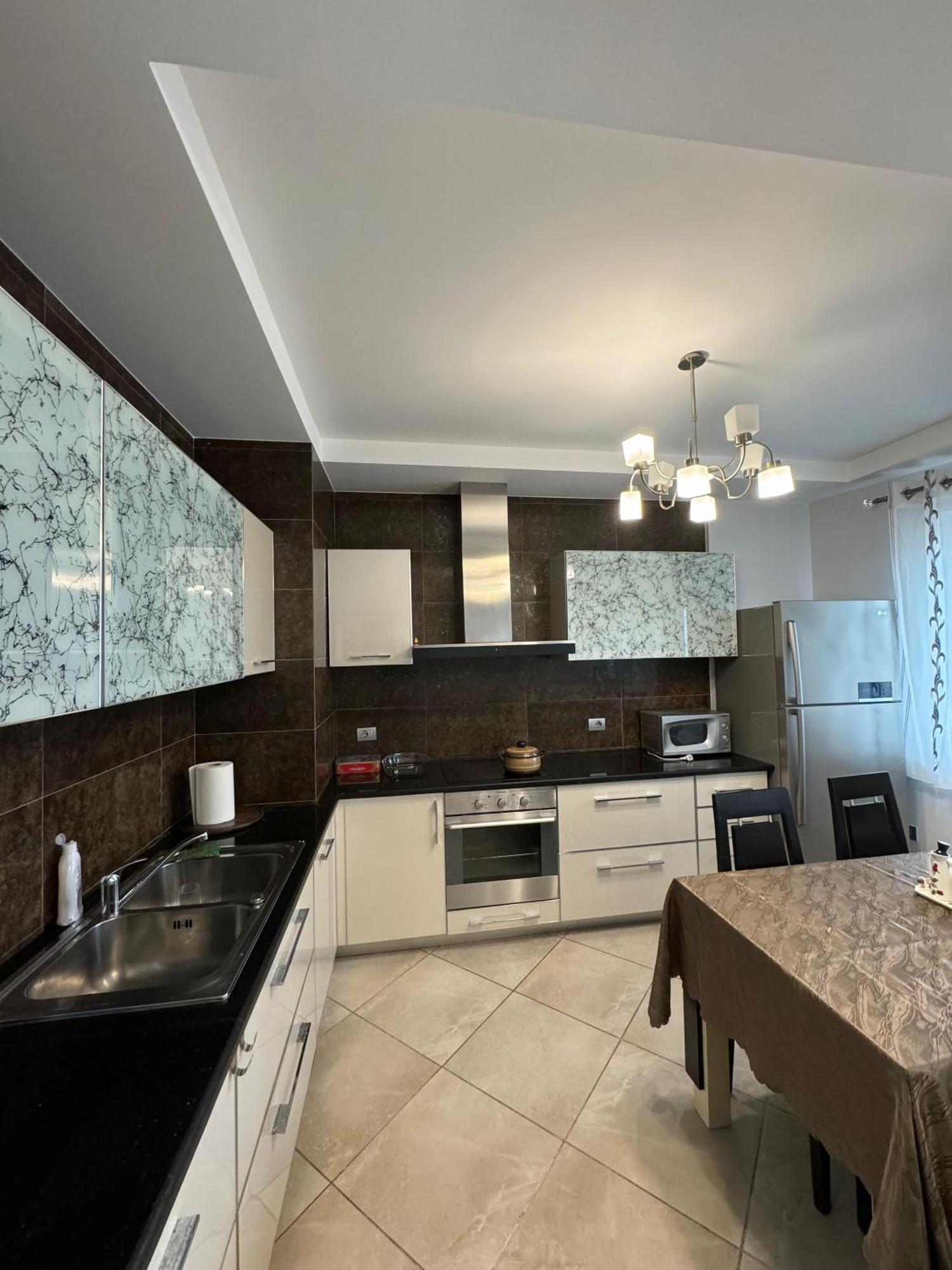 Diem Apartment Near Pazari I Ri Tiranë Ngoại thất bức ảnh